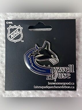 NHL Vancouver Canucks Logo Pin